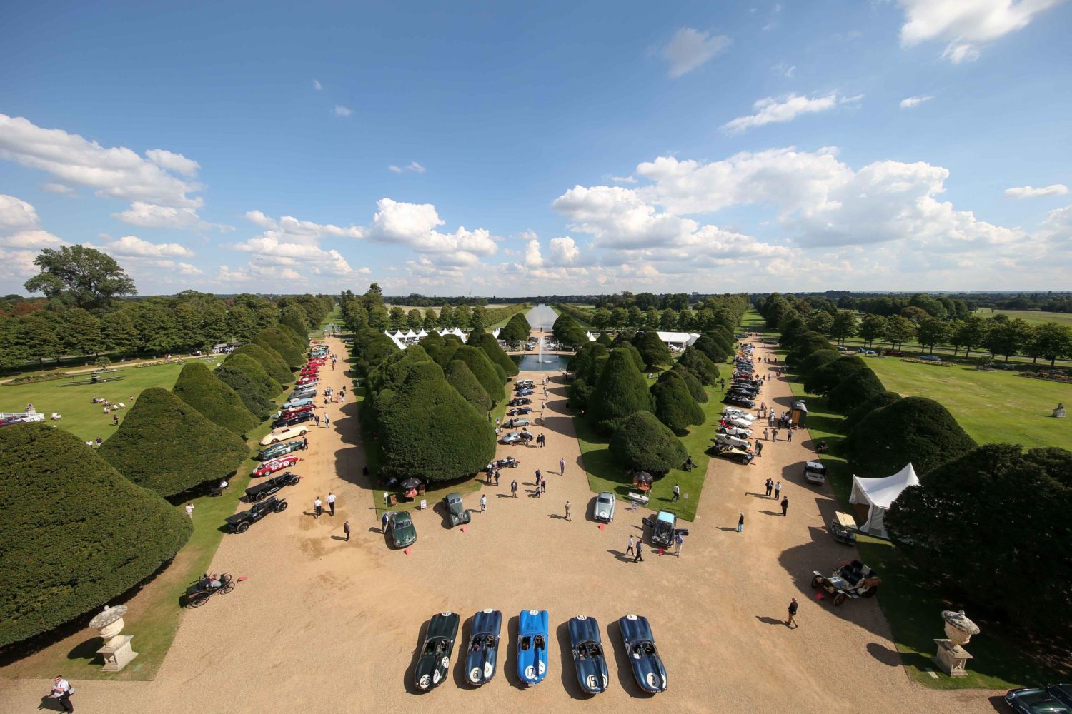 CONCOURS OF ELEGANCE CELEBRATES WEEKEND OF MOTORING ROYALTY AT HAMPTON COURT PALACE