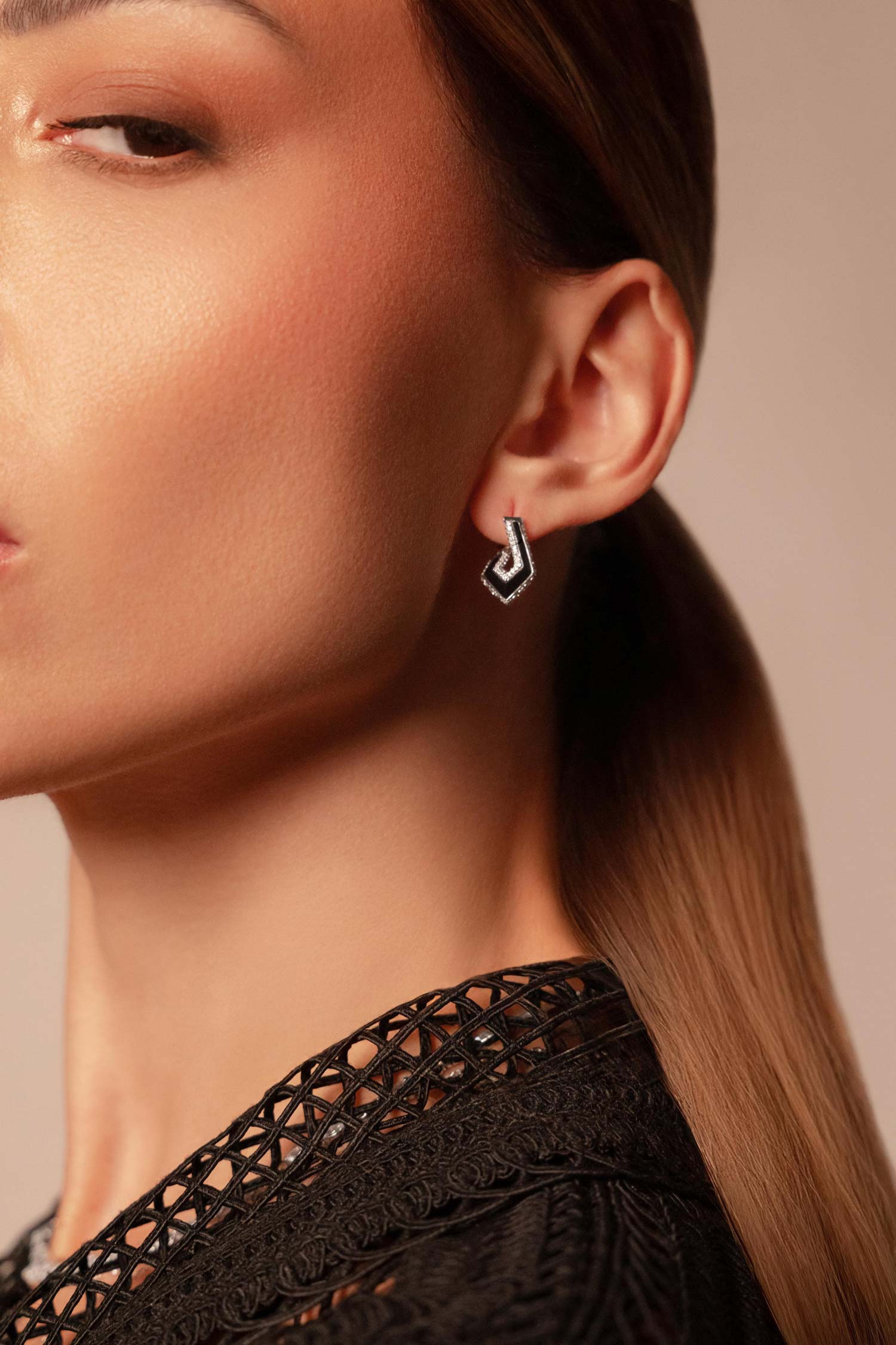 Varan Earing
