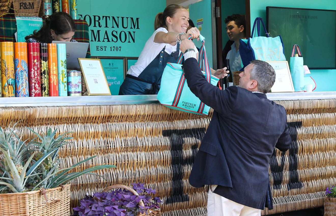 Concours of Elegance Fortnum Mason Picnic